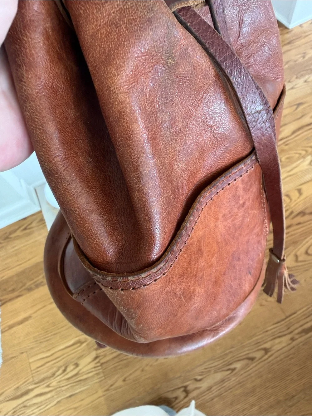 Vintage Brown Leather Drawstring Backpack - Picture 11 of 16